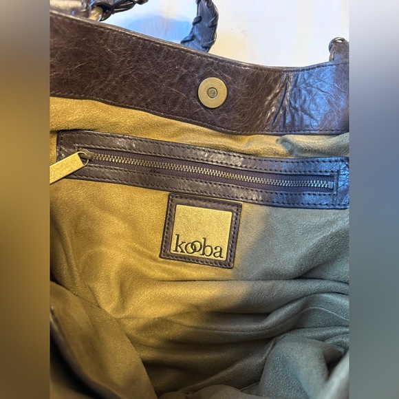 Brown Leather Purse gold hardware - Picture 3 of 11